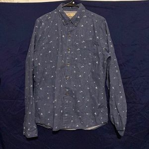 HOLLISTER MENS BUTTON DOWN GEOMETRIC SHAPE PATTERN SIZE MEDUIM